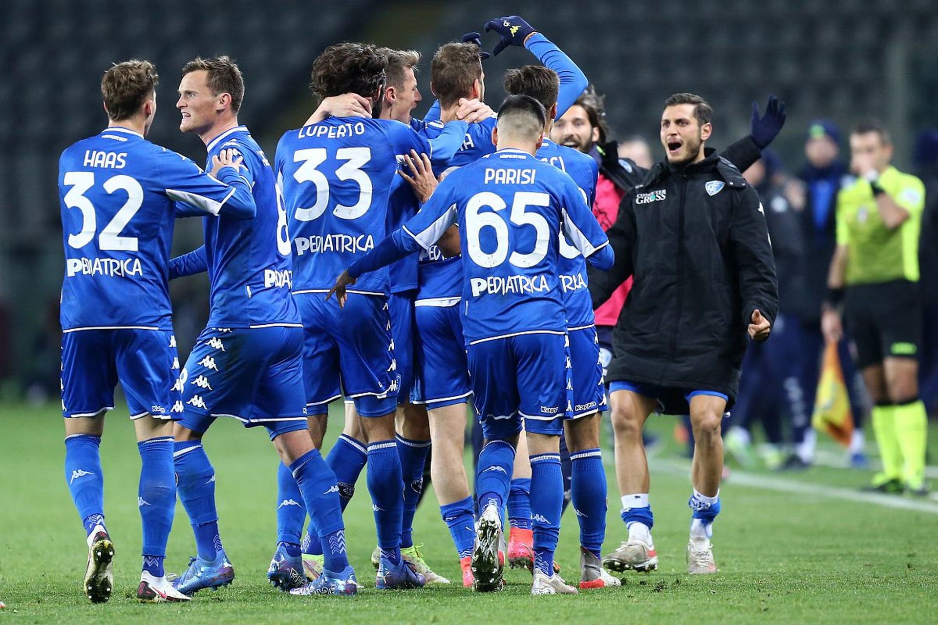 同时也为球 同时也为球